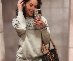 Cleveland escorts - Aubree Here!
