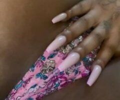 Milwaukee escorts - strawberry 😩🧡🤪💛