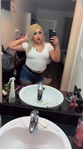 sensual latina ready to please - 1