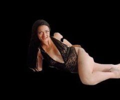 sensual body rubs/deep tissue massage... let me relax your mind and body... - Image 4