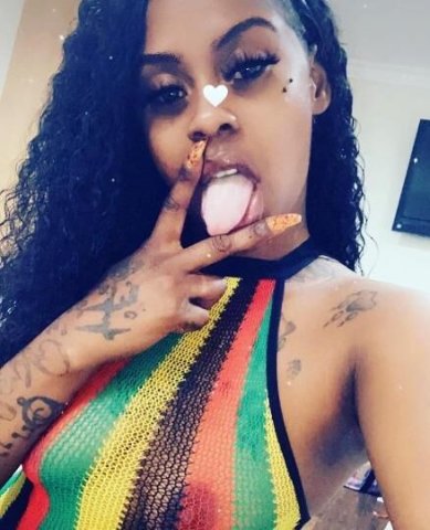 Hot nasty Dominican 💦🍑 creamy Dripping wett SQUIRTER 😜 OUTCALL & CARDATE SPECIAL - 1