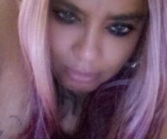 San Fernando Valley escorts - All real and natural Thick and juicy