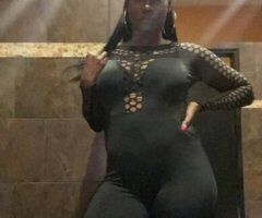 Mid Cities escorts - I BET I CAN SWALLOW YOU WHOLE BABY!