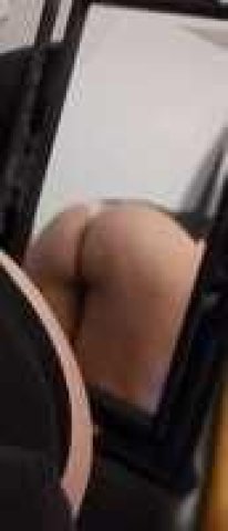 Sexi Milf 🍑💦Next Door🚪👅Call Now 💕 - 1