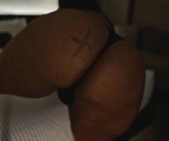 Magnificent Booty Alert! 🍑✨ Don’t Miss Out, Papi! ✨ Come Experience the Magic! - Image 2