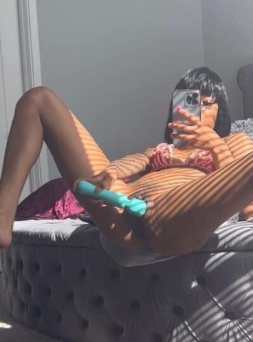 https://onlyfans.com/freakygirl_tee - 1