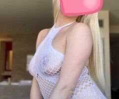 sexy blonde available now😘😘 - Image 5