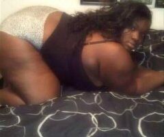 Brooklyn escorts - Jamaica Queenss im Heree . BiG Or Small . i Suckk Themm All