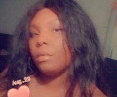 freakiesst girl in town hit me up.now😘😘💦💦💦 - Image 2
