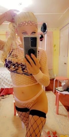 sweet petite treat - 1