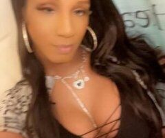 she is back incalls and outcalls it’s my birthday 🥳 let’s have some fun oral and anal specialist why gamble when i’m a jackpot malaysia the vixen 🤞🏾 - Image 3