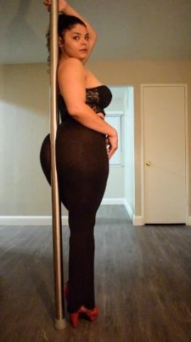 busty curvy big booty beauty~ just visiting ~ dont miss out - 1