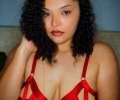 busty curvy big booty beauty~ just visiting ~ dont miss out - Image 8