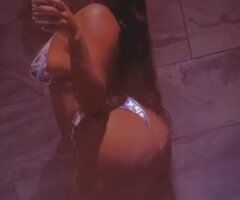 Cum💦 have a good time with me. 🥰 - Image 2