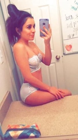 Young And Horney💕Exotic And Erotic Fun With 💕 chocolate Baby🌹 wanna Fuck me🌹💋Available🚗Car Fun🚗 - 1