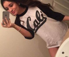 Young And Horney💕Exotic And Erotic Fun With 💕 chocolate Baby🌹 wanna Fuck me🌹💋Available🚗Car Fun🚗 - Image 3