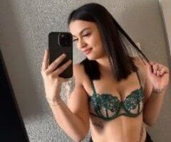 sexy lexies back in town - Image 3