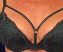 Sexy Skyler You've tried the rest now try the Best !! - Image 9