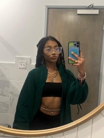 pretty & petite - 1