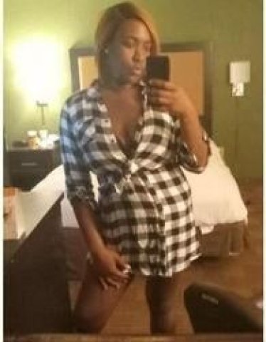 I LIKE SMOKING CRACK COCAINE AND I SUCK DICK BETTER THAN YOUR WIFE!!!! - 1