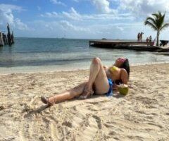 latina onlyfans model visiting - Image 6