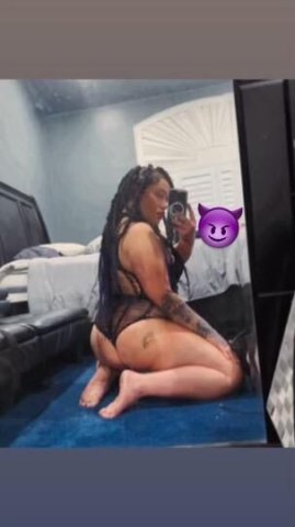 THICK EXOCTIC BADDDiiEE - 1