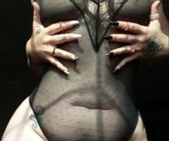 👑 Your curvy redhead Queen 👑 - Image 5