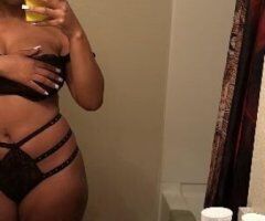 Sweet like Honey 🍯💋 - Image 2