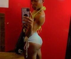 El Paso escorts - sexy chocolate nice ass bangin body