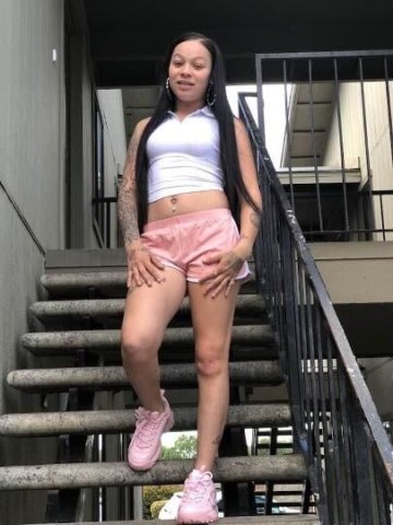 !! sexy Latina Available now!! - 1