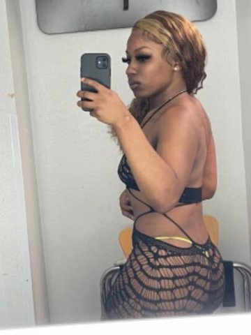 Cum To $oaK CiTY🤭 100% 𝑹𝑬𝑨𝑳 𝐁𝐈𝐆 𝐒𝐐𝐔𝐈𝐑𝐓𝐄𝐑 💦 NASTY NYMPHO☺🍆MAKE THIS PUSSY SQUIRT ALL OVER THAT DICK DADDY😋 Available Now😉 - 1