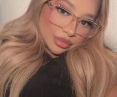Latina bombshell ready to pamper you 🥵 NO DEPOSIT to book with me 🥰💖 - Image 4