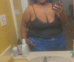 💋💋ebony bbw🤩 with that pressure💓 Goddess - Image 2