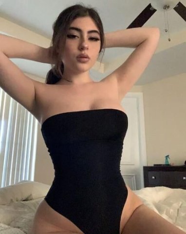 💦I'm Independent young, Hot💋💋💋💋 Open Minded Sexy girl,Available outcall,incall-Car -now play,FT & sell pics and custom videos🍑🍑 - 1