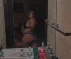 Hey daddy let me fuck you until you cum 💦 - Image 3