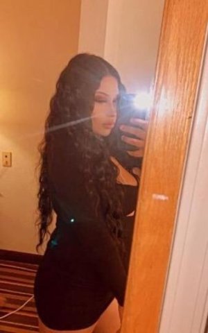 Specials Fun Freaky Deepthroat Godess - 1
