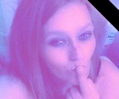 Ft Wayne escorts - caliente is hot, mature, and ready to show you how great i am