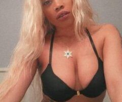 D Throat Queen - Image 9