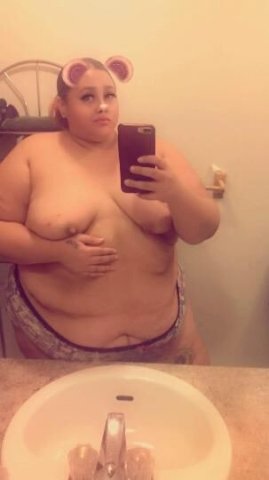 let me help you relax💦🥵🤫be your first fatty - 1