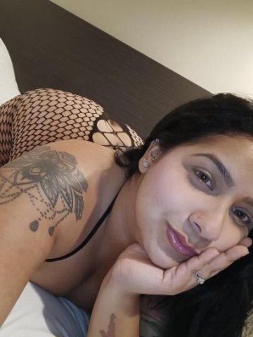 PAPASITO RECIEN LLEGUE AL AREA PARA HACERTE DE TODO BIEN RICO AFEITADA Y MOJADITA PARA TI - 1