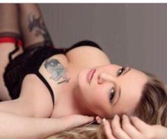 Pittsburgh escorts - blonde and beautiful