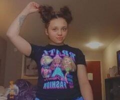 Harrisburg escorts - 20 yr old read for fun:)