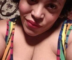 Portsmouth escorts - Exquisite Vanilla and Caramel. Shelly Palez x Addictive Anne. 2 Cute Country Babes