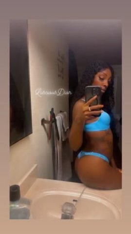 Interested in Upscale Respectful Gentleman's 🤗 Sensual & Ready to Please Give me Ring 📲 Best Throat in town 😁😉 - 1
