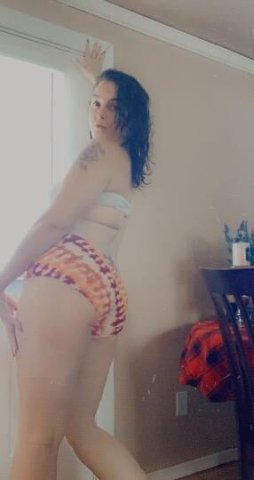 country girl, whose hands get kinda dirtyy , incall 635 - 1