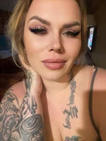 YOUR FAVORITE BBW - 1
