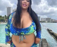 Aloha Papi 🌺 Thick, tall Latina w/ an angel face visting Hawaii 💦⭐ - Image 2