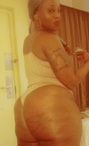 Im YOUR CHOCOLATE TREAT 🍭🍭🍭🍭🍬🍫 - 1