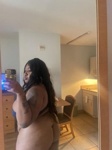 HOTEL VIBES 😩😘HORNY AND WAITING FOR YOU DADDY😩💦 CAN YOU MAKE ME CREAM 😘// READY24/8 - 1