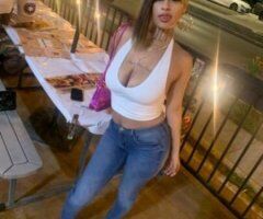 💧WET AND SEXY SPANISH MAMI💧 - Image 2